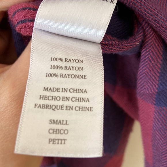 RAILS Button Down, Small - Picture 6 of 11